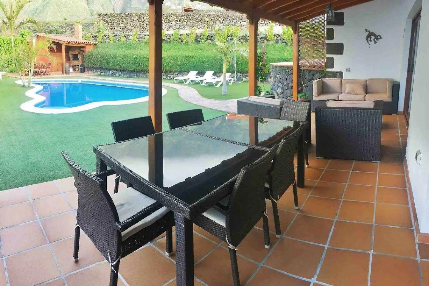 Villa Villamocanes La La Frontera